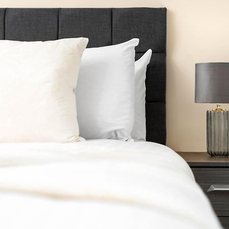 Brand New Luxury Apartment - 2 Bedroom - City Centre - Jq - Wifi - Netflix - 10Ah Birmingham Exteriör bild