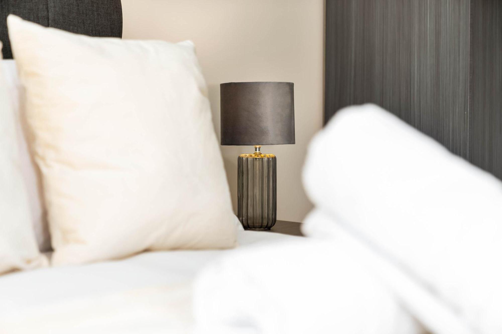 Brand New Luxury Apartment - 2 Bedroom - City Centre - Jq - Wifi - Netflix - 10Ah Birmingham Exteriör bild
