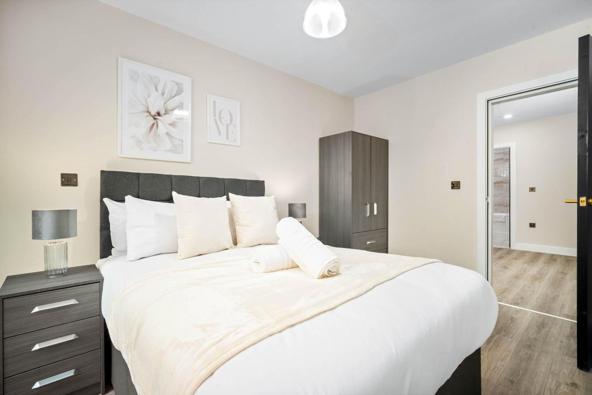 Brand New Luxury Apartment - 2 Bedroom - City Centre - Jq - Wifi - Netflix - 10Ah Birmingham Exteriör bild