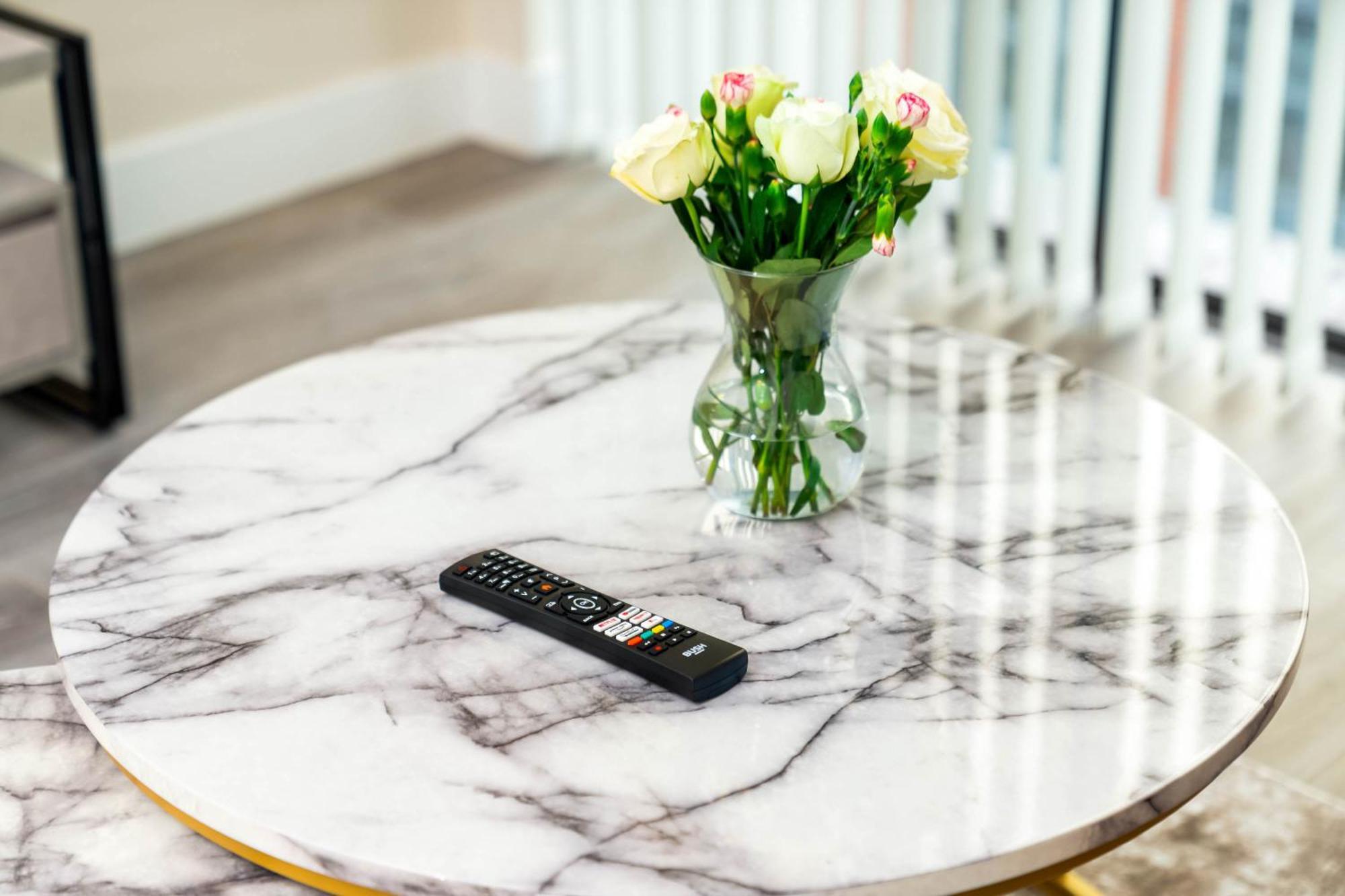 Brand New Luxury Apartment - 2 Bedroom - City Centre - Jq - Wifi - Netflix - 10Ah Birmingham Exteriör bild